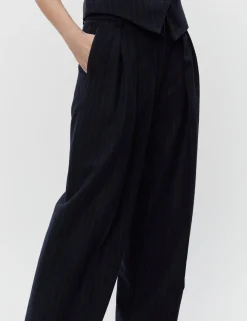 Enzo - Woolen Pinstripe - TOTAL ECLIPSE