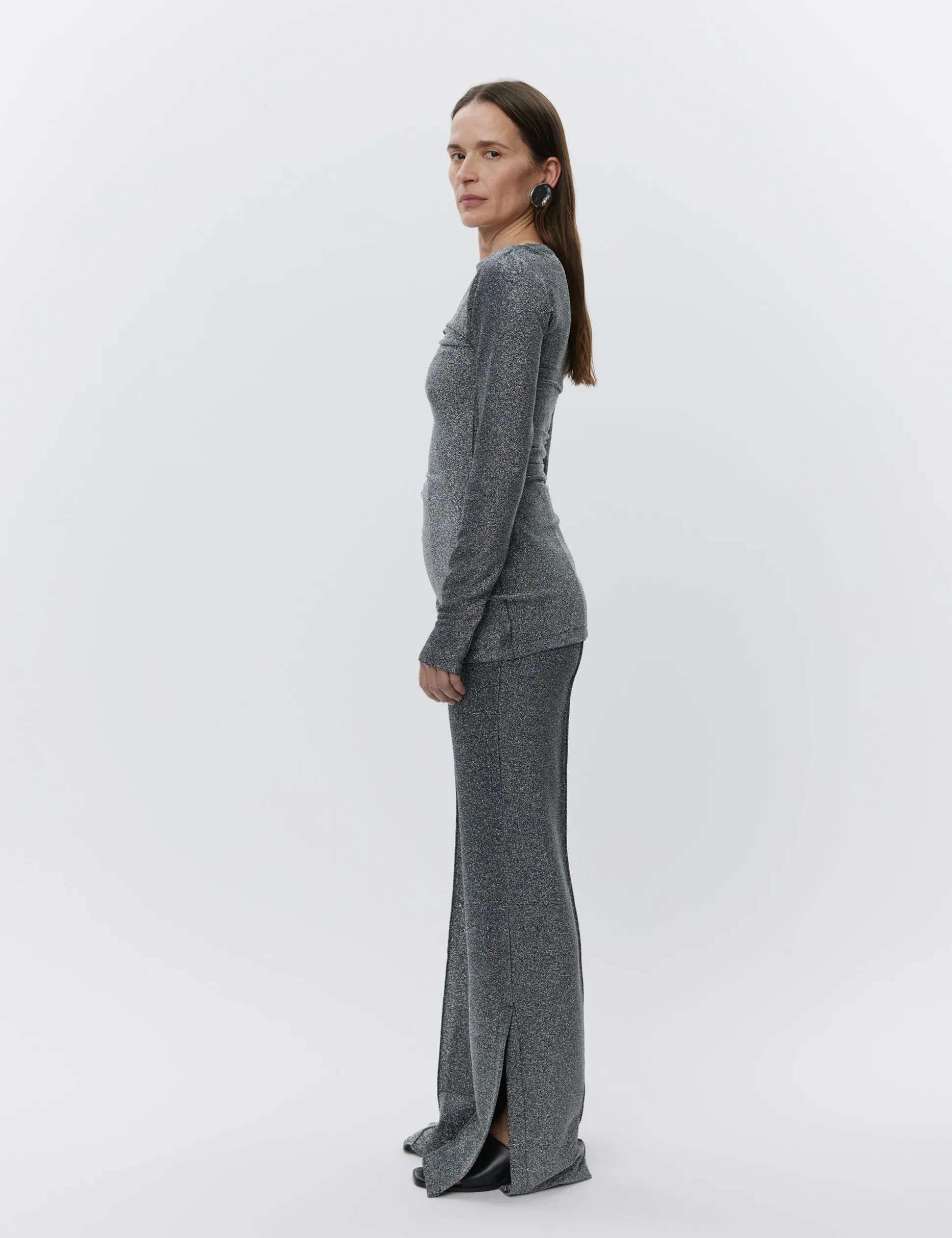 Kimmie - Shimmering Interlock - BLACK